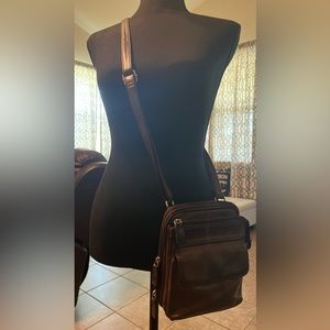 Vintage Fossil crossbody bag rugged